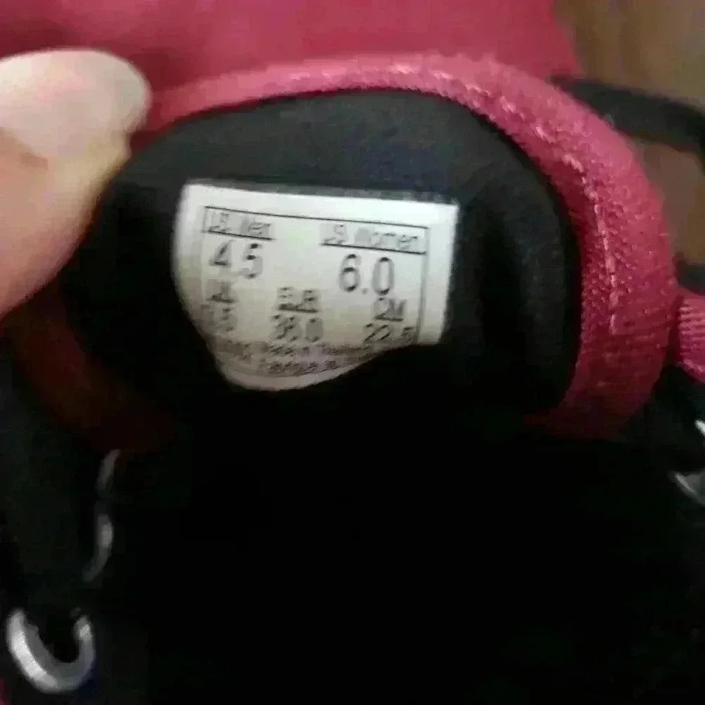 Vans - Picture 5 of 5